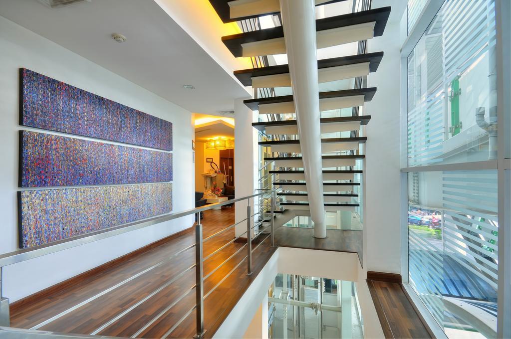 Sukhumvit Suites Hotel Bangkok Exterior photo